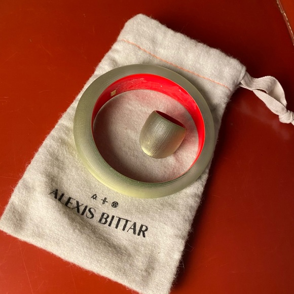 Alexis Bittar Gold/Red Lucite Ring and Bangle - Picture 2 of 8